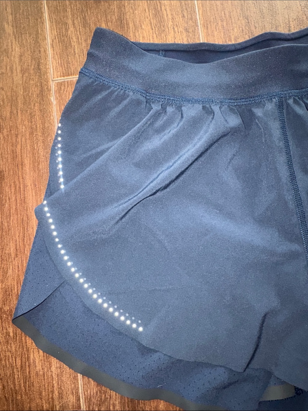 Lululemon Find Your Pace Short 3" *Lined
True Navy Size 4 - Picture 8 of 11